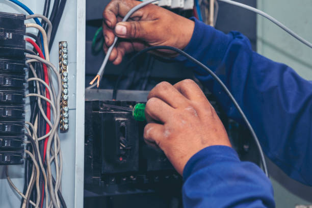 Best Local Electrician Companies  in Washburn, WI